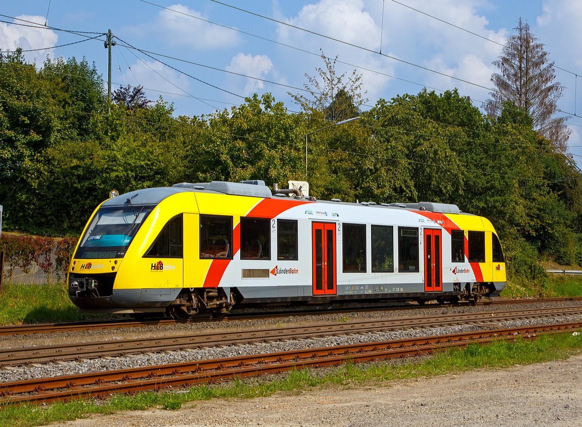 
Der VT 208 (95 80 0640 108-6 D-HLB), ein Alstom Coradia LINT 27 der HLB, ex vectus VT 208, fährt am 25.08.2019, als RB 90  Westerwald-Sieg-Bahn  die Verbindung Siegen - Betzdorf/Sieg - Au/Sieg - Altenkirchen - Westerburg, und erreicht gleich den Hp Brachbach/Sieg. 