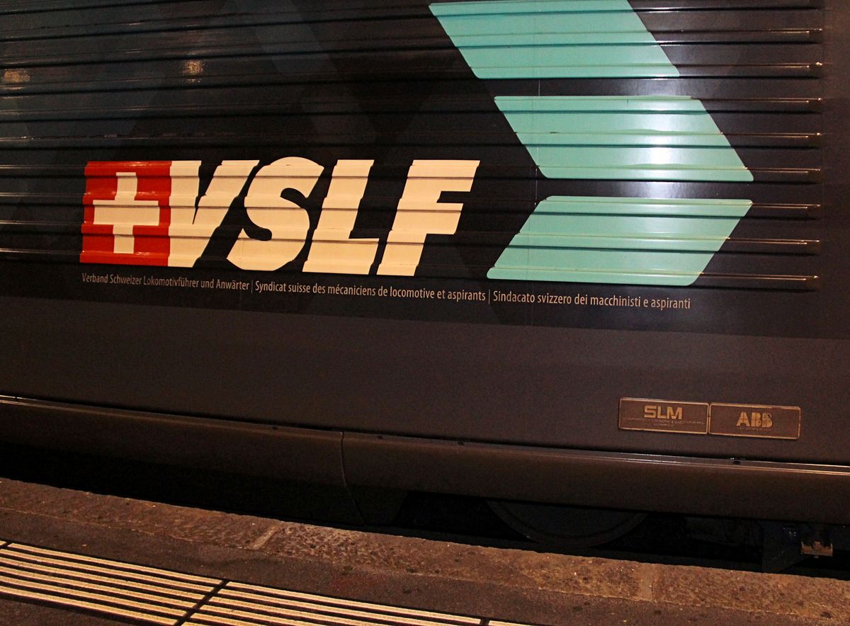 Die Anschrift an der Seitenwand der Eule (Lok 460 105). 30.Januar 2018 