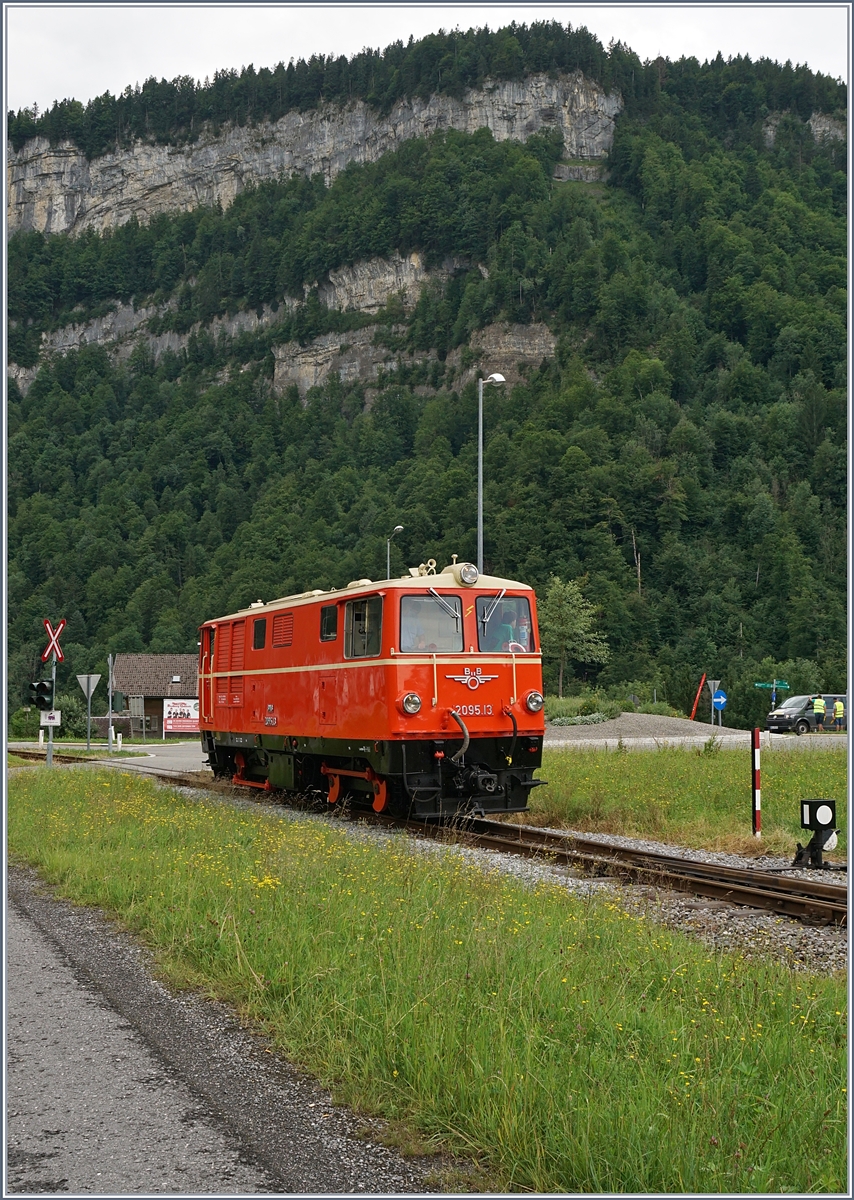 Die ÖBB 2095.13 der BWB beim Manöver in Schwarzenberg.
9. Juli 2017