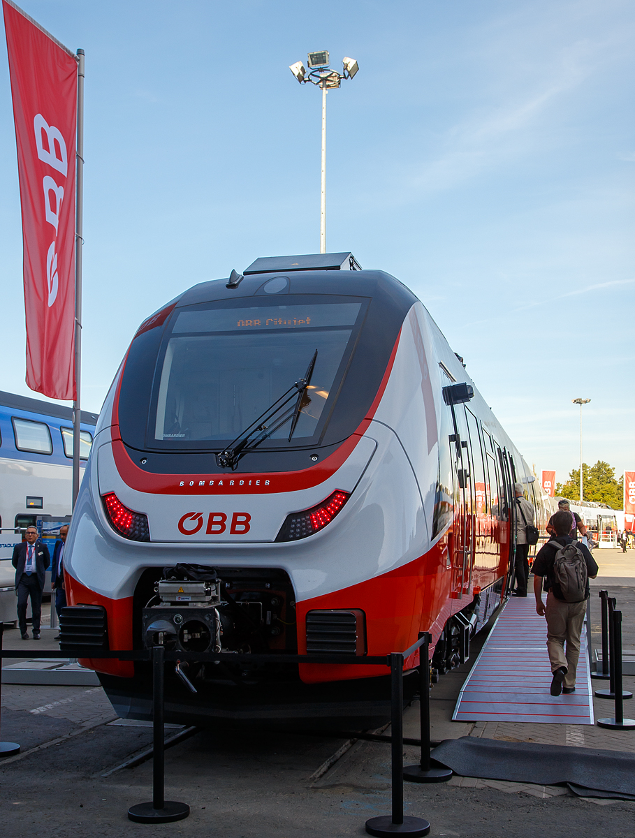 Die �BB und Bombardier pr�sentierten auf der InnoTrans 2018 in Berlin (18.09.2018) neuen �BB Cityjet vom Typ TALENT 3.

Die Fahrzeuge sollen in �sterreich und in Deutschland uneingeschr�nkt zugelassen werden, wobei 6 der 25 Fahrzeuge in Tirol auch in Italien zugelassen werden sollen, sodass der grenz�berschreitende Verkehr nach S�dtirol in Zukunft ohne Umsteigen am Brenner m�glich ist.
Aktuell fehlen den Triebz�gen immer noch die Zulassungen.

