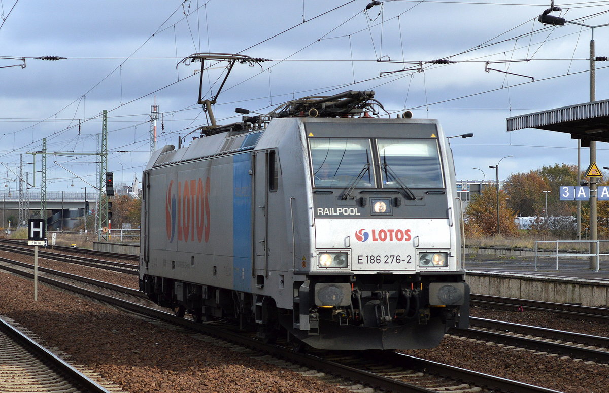 Die polnische LOTOS mit der Railpool-Lok E 186 276-2 am 20.11.17 BF. Flughafen Berlin-Schönefeld. 