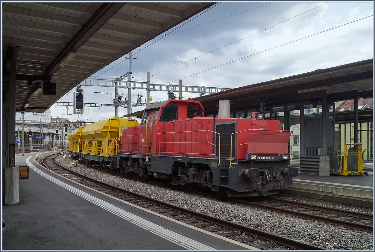 Die SBB Am 841 000-3 mit einem Bauzug in Lausanne. 

8. Sept. 2019