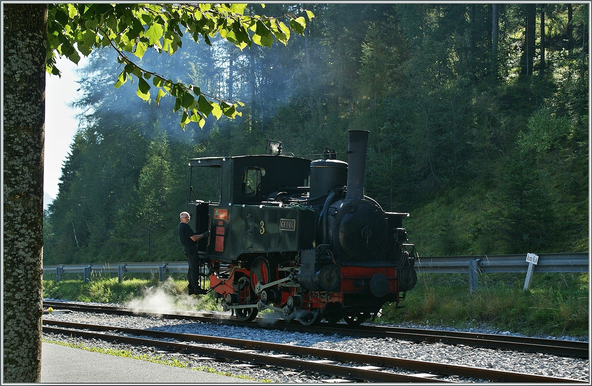 Die Zahnraddampflok  Georg  beim Manöver in Aachensee. 
16. Sept. 2011