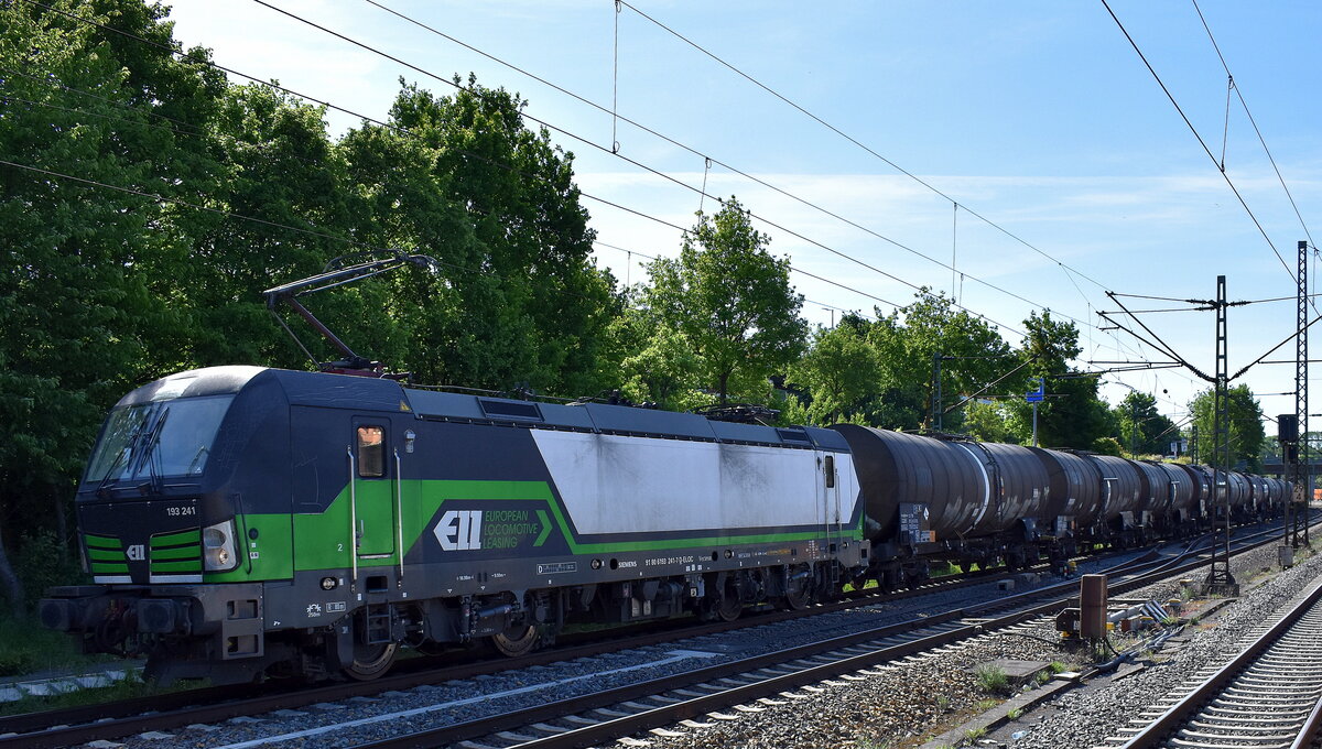 ecco-rail GmbH, Wien [A] mit der geleasten ELL Vectron  193 241  [NVR-Nummer: 91 80 6193 241-7 D-ELOC] und einem Kesselwagenzug (für umweltgefährdenden flüssigen Stoff) am 14.05.25 Höhe Bahnhof Hamburg-Harburg.