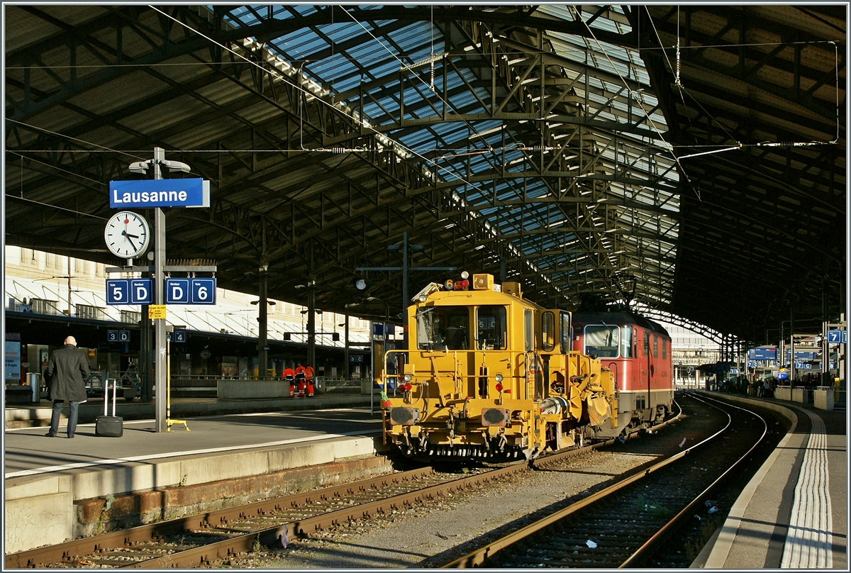 Ein Bild speziell f�r Armin, auch wenn ich keine Ahnung habe was ich da fotografierte...
Lausanne, den 11 11. 2013 