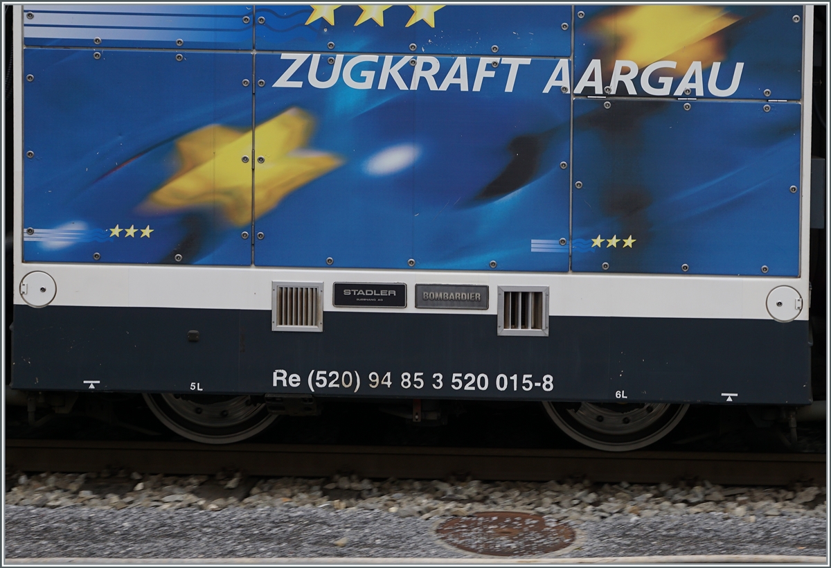 Ein erstaunliches Detail: der Motorblock des Seetalbahntriebzuges nennt sich Re (520). 

Luzern, den 30. Sept. 2020