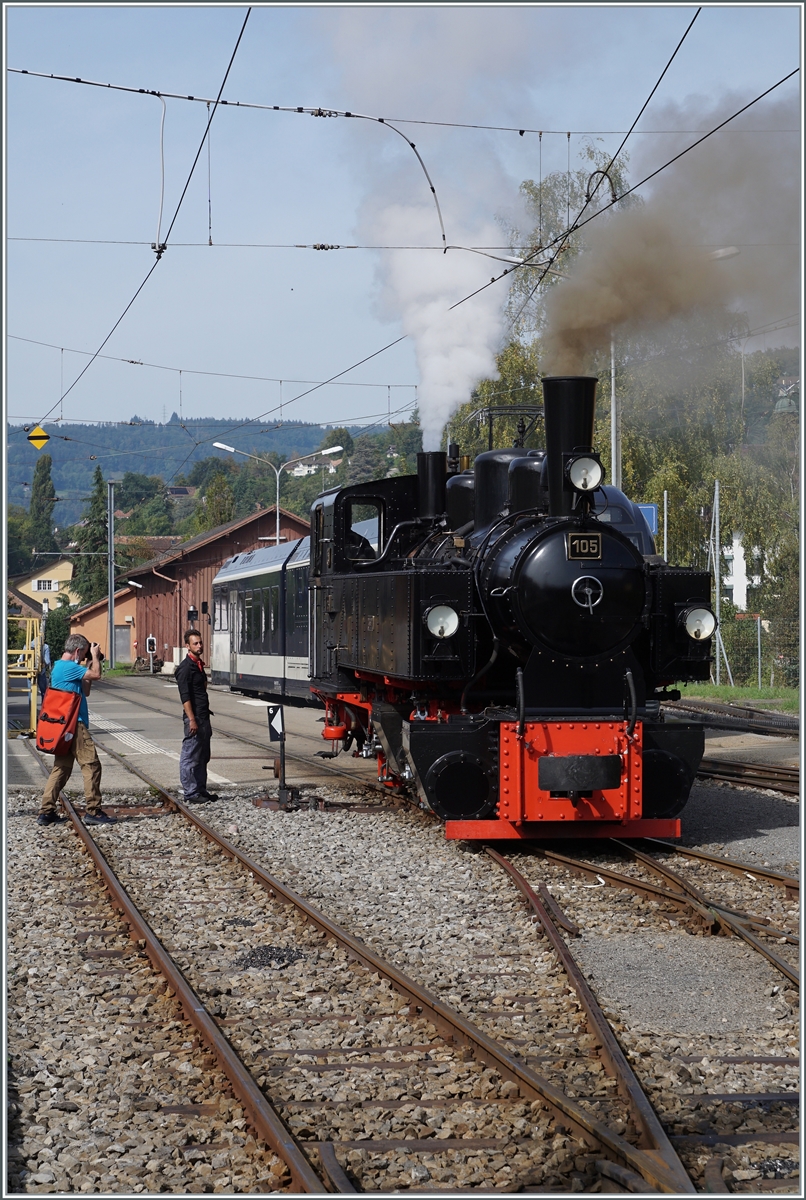 Ein kurzer Sonntags Nachmittags Ausflug zur Blonay-Chamby Bahn: in Blonay rangiert die G 2x 2/2 105. 

2. Okt. 2021
