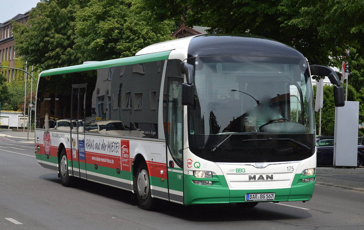 Ein MAN Lion´s Regio EURO6 Bus von der Barnimer Busgesellschaft (BBG) vom Verkehrsverbund Berlin-Brandenburg (VBB) am 27.05.16 Berlin-Weißensee. 