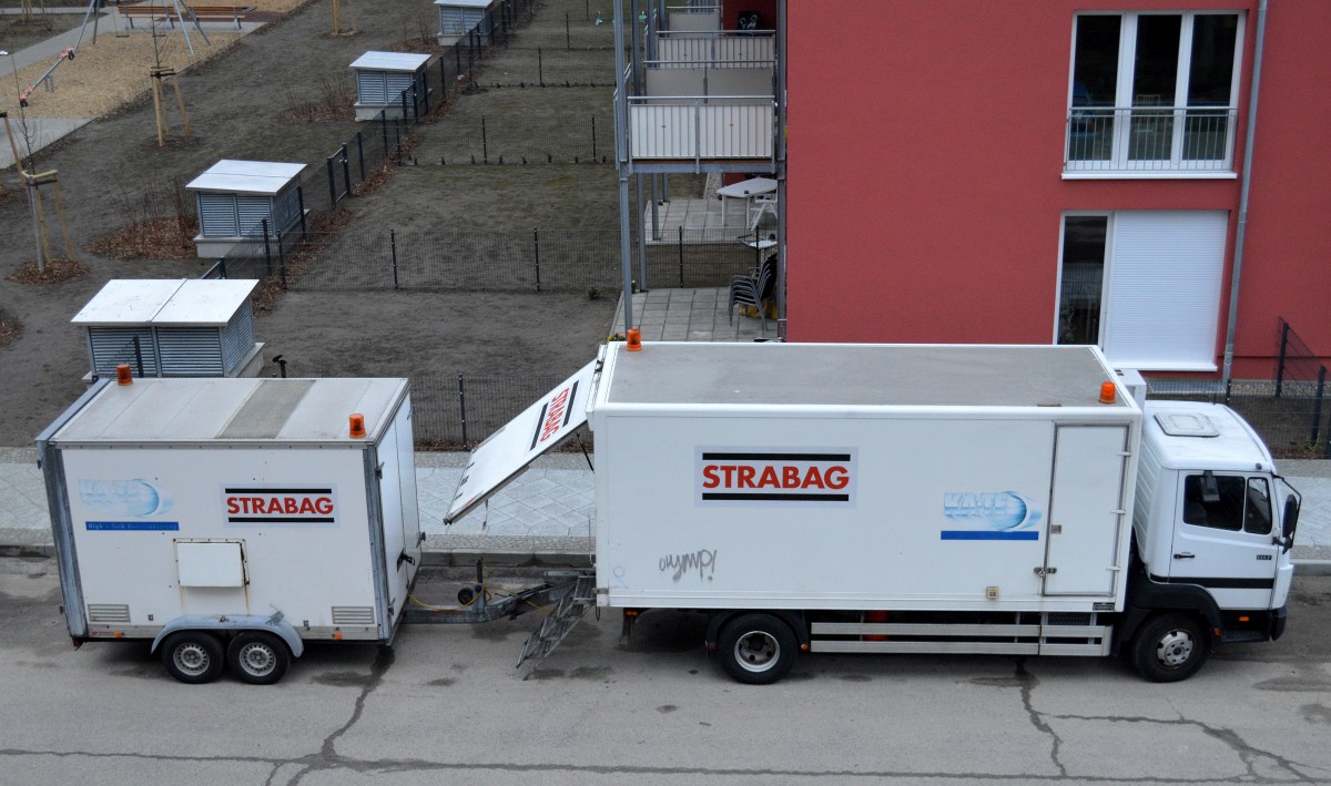 Eine Nebensparte der bekannten Fa. STRABAG ist inzwischen auch in Berlin anzutreffen, es geht um Kanalispektion und Kanalsanierung mit ferngesteuerten Robotern mit Kanalfernsehen(KA-TE), hier ein Spezialfahrzeug (MB 817) mit Hänger für das KA-TE Sytem am 17.04.13 Berlin-Pankow.
