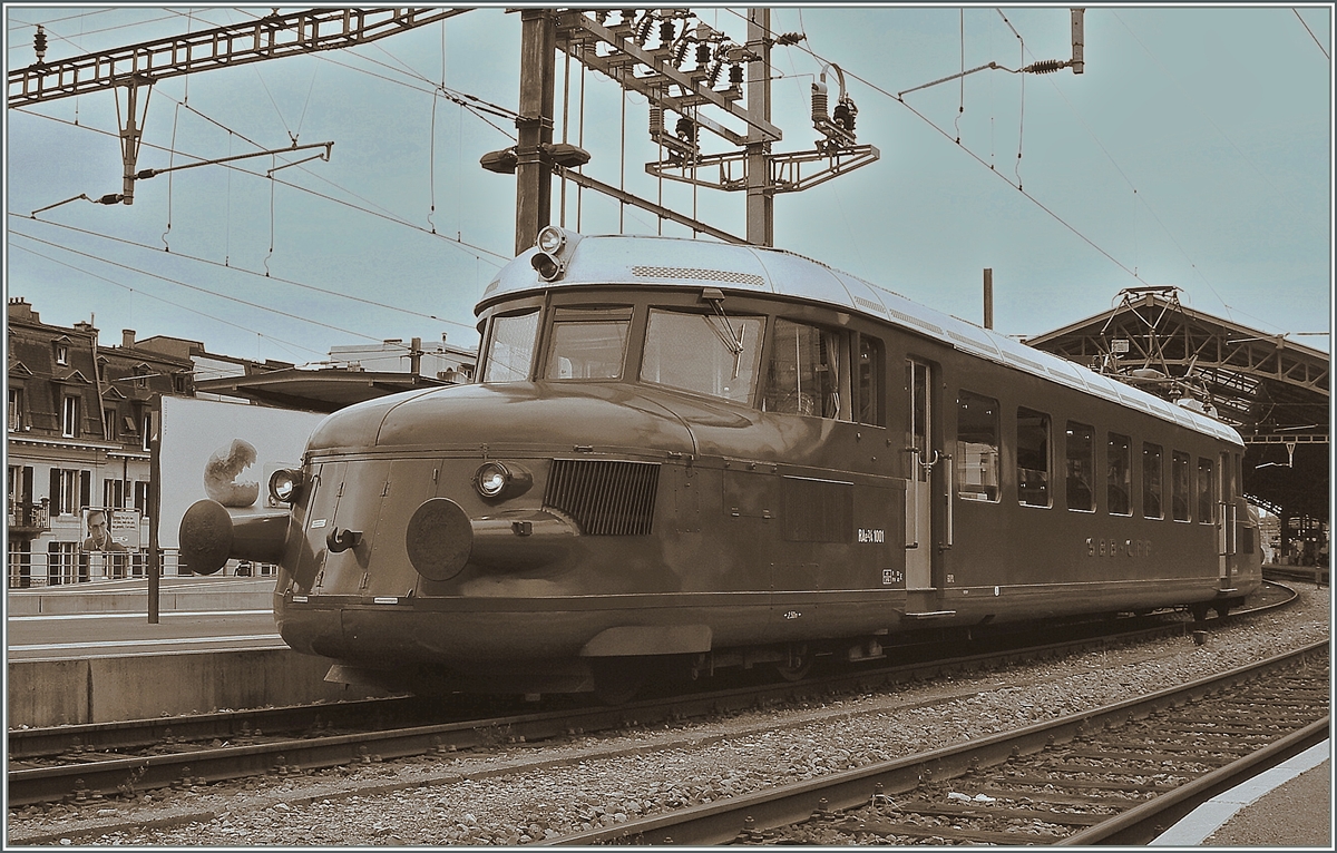 Ganz so alt wie das Bild aussieht ist es nicht: der RAe 2/4 1001 in Lausanne.
12. Juni 2010