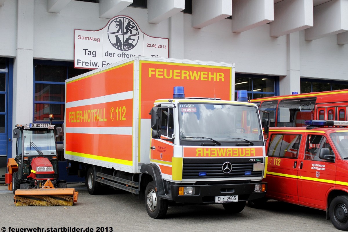 GW-logistik (20-LKW-01).
Der GW-LKW ist auf der Feuer und Rettungswache Garath Stationiert.
