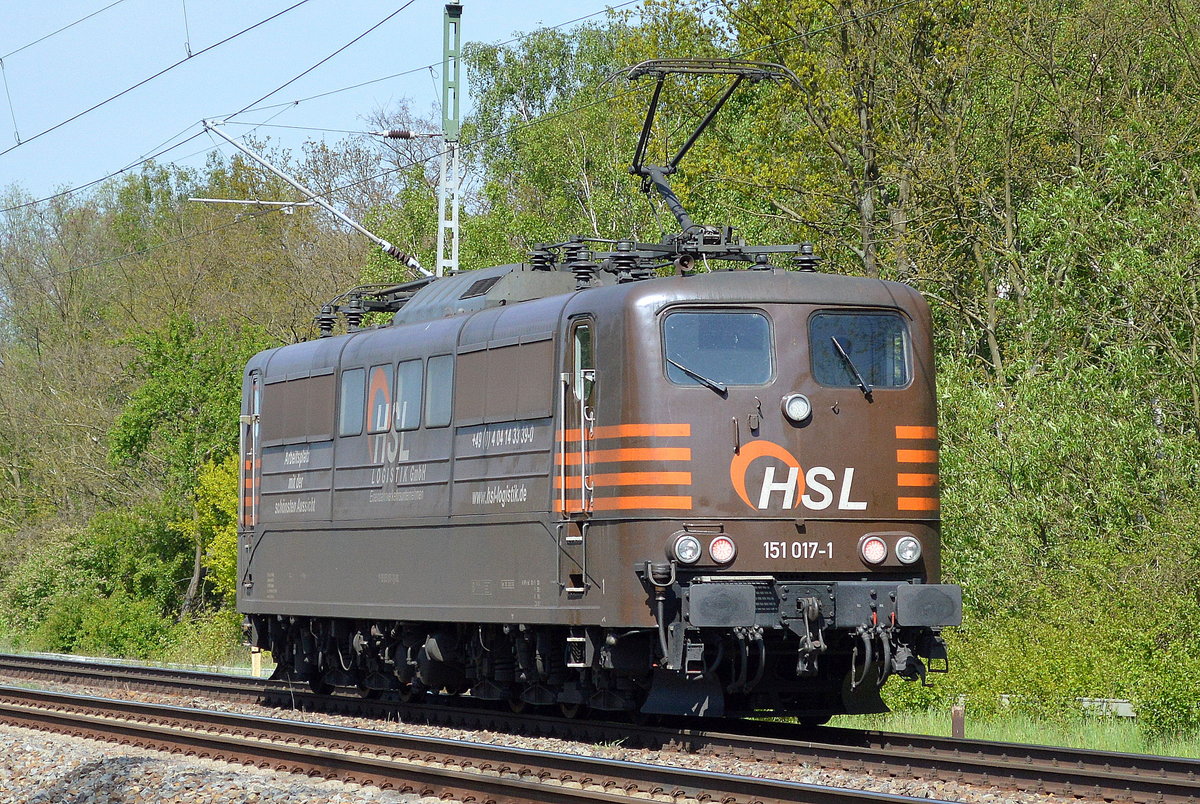 HSL mit ihrer 151 017-1 Richtung Oranienburg am 11.05.17 Mühlenbeck bei Berlin.
