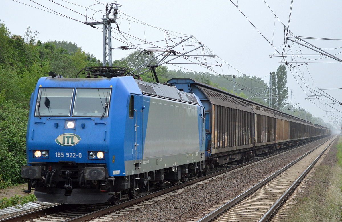 ITL 185 522-0 mit Ganzzug Schiebewandwagen am 26.05.16 Berlin-Hohenschönhausen.