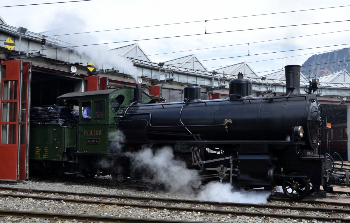 Jubil�um 125 Jahre RhB am 10.05.2014 im Depot Landquart. Die G 4/5  108 bei der Ausfahrt zur Lokparade. Urspr�nglich hatte die RhB 29 Lokomotiven beschafft, �brig geblieben sind die Lokomotiven 107 und 108. Hg.: 45km/h, L�P: 13,97m, Leistung: 228kW/802PS, Inbetriebsetzung: 1904-1915, Lieferfirma: SLM