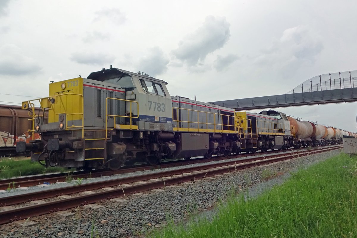 Kalkslurryzug mit 7783 steht am 19 Juli 2019 in Lage Zwaluwe.