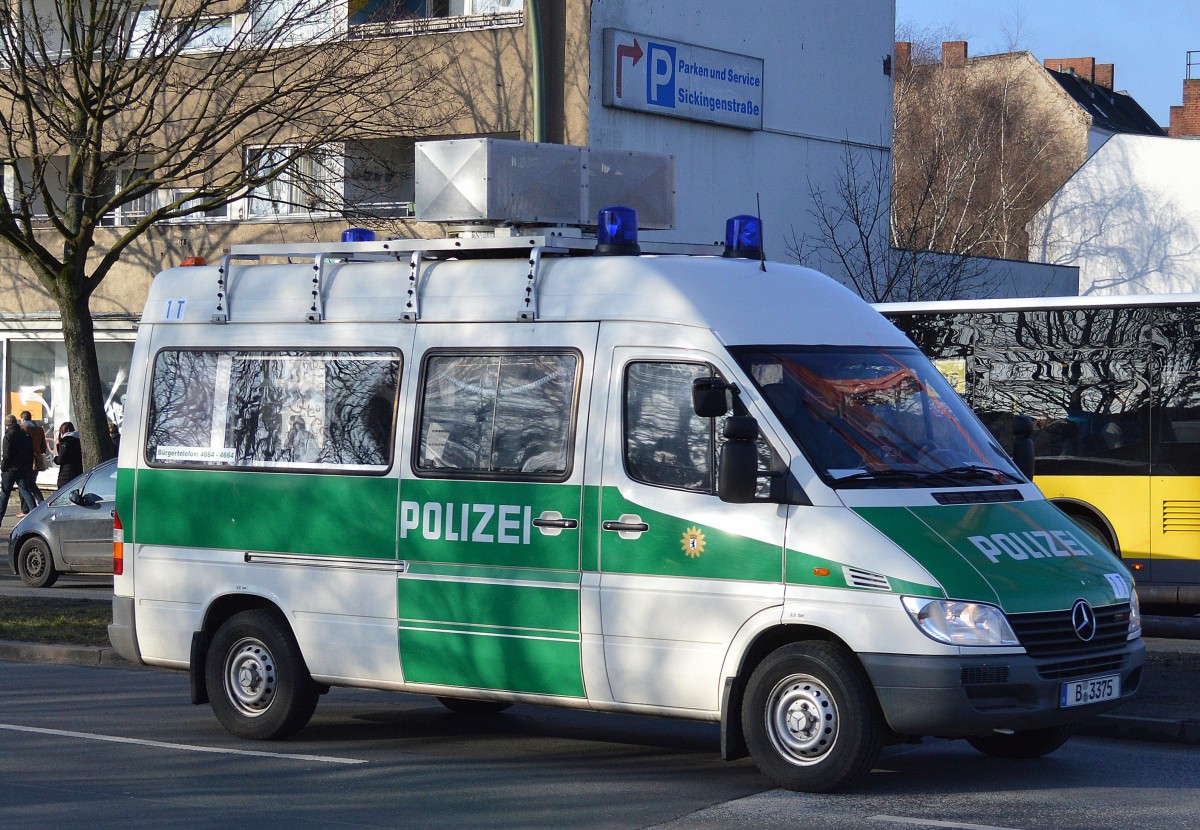 Mb Sprinter 311 Cdi Lautsprecherkraftwagen Der Berliner Polizei Am 04