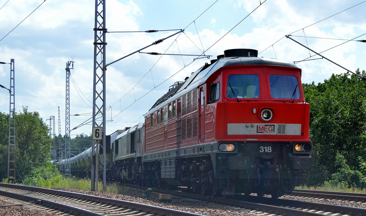 MEG 318/232 690-8 mit der ECR 077 012-8 und Zementstauzug (leer) am 28.06.16 Berlin-Wuhlheide.