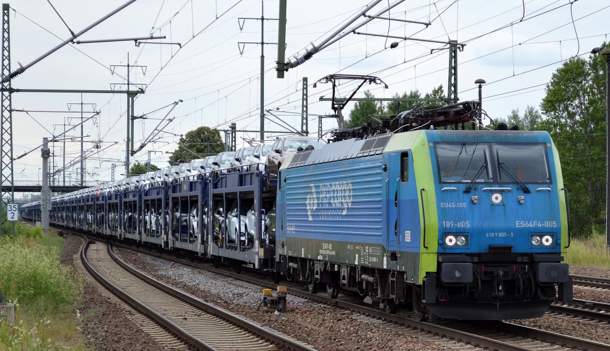 MRCE Dispolok der PKP Cargo EU45-805 ES64F4-805 mit PKW-Transportzug (Fabrikneue FORD) am 26.06.14 Durchfahrt Bhf. Flughafen Berlin-Schönefeld.