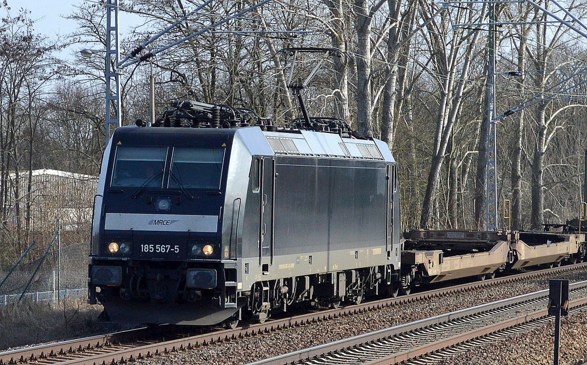 MRCE Mietlok 185 567-5 für boxXpress mit KLV-Zug am 18.02.15 Mühlenbeck/Mönchmühle b.Berlin.
