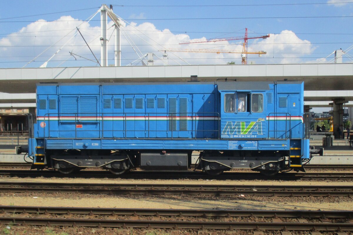 MVA (Magyar Vas�ti �r�sz�ll�t� Korl�tolt Felelőss�gű T�rsas�g) 742 115 t�fft durch Kelenf�ld am 10 September 2018.