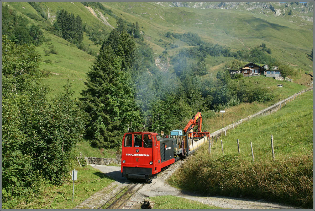 Nicht nur Dampfloks rauchen bei der BRB.
Planalp, den 30.08.2013