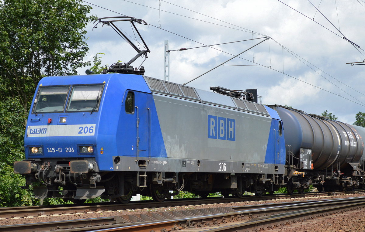 RBH 206/145-CL 206 (145 102-0) mit Kesselwagenzug am 28.06.16 Berlin-Wuhlheide.
