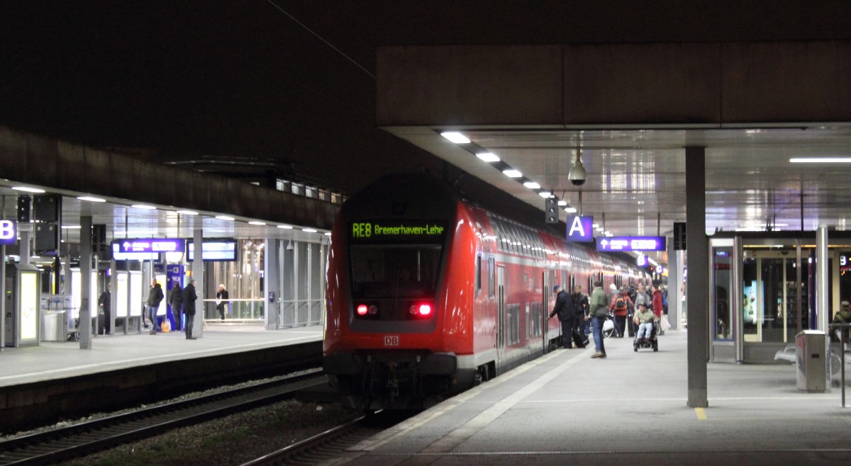 RE8 nach Bremerhaven-Lehe in Hannover Hauptbahnhof