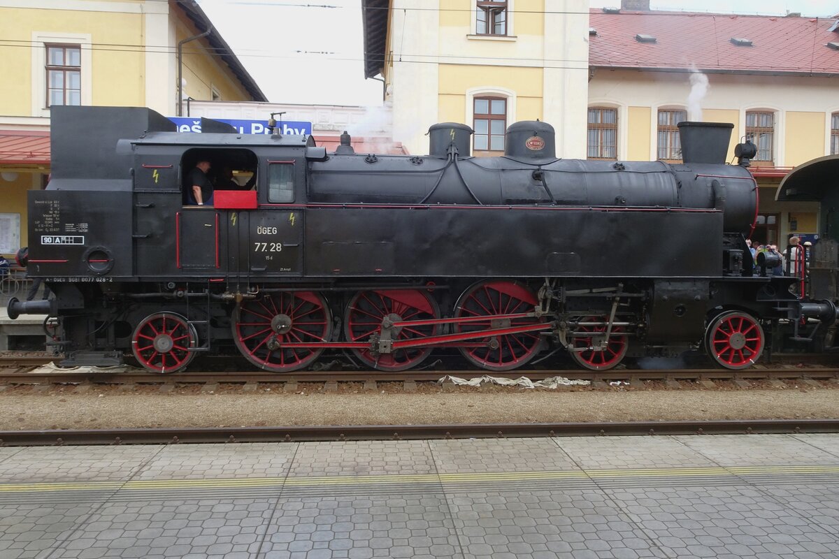 Seitenblick auf 77.28 in Benesov u Prahy am 10 September 2022.