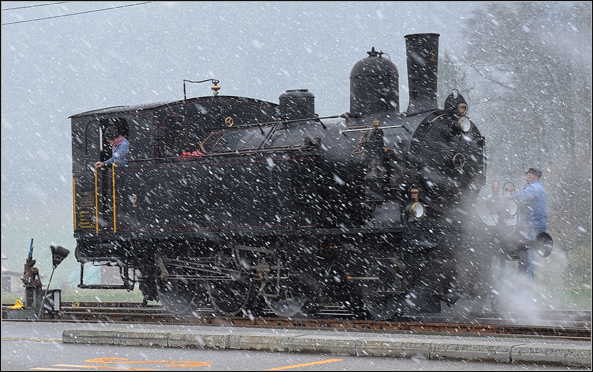 Titelbild Winterdampffahrten Emmental 2018 des Vereins historische Emmentalbahn.

Die gesamte Serie beider Fahrten gibt es in der Übersicht unter http://igschieneschweiz.startbilder.de/album/winterdampf-im-emmental--februar-2018-6858.html