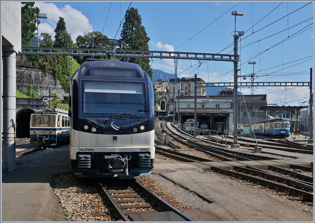 Trotz der zunehmenden Dominanz von  SURF  und  Alpina  Triebzügen zeigt sich das Bild der MOB (noch) recht vielfältig.
13. Aug. 2017