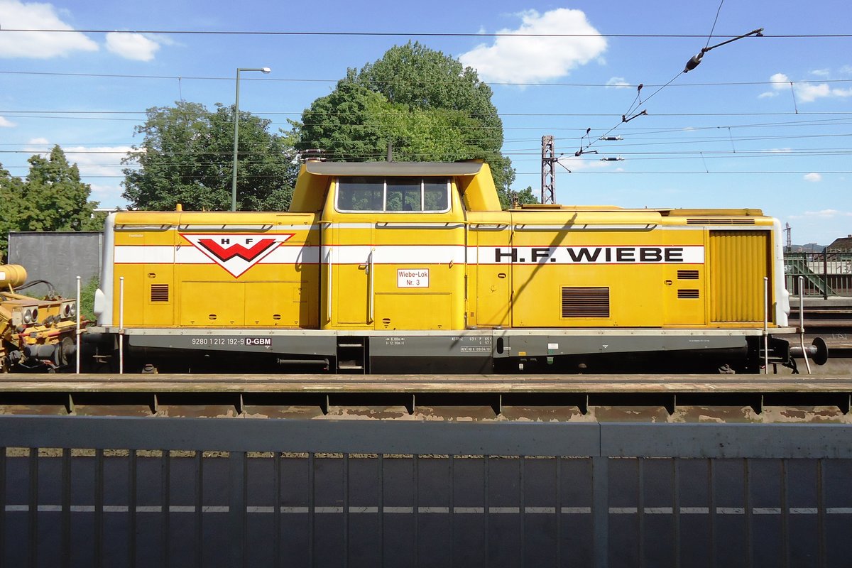 Wiebe-3 (ex 212 192) steht am 5 Mai 2011 in Osnabr�ck. 