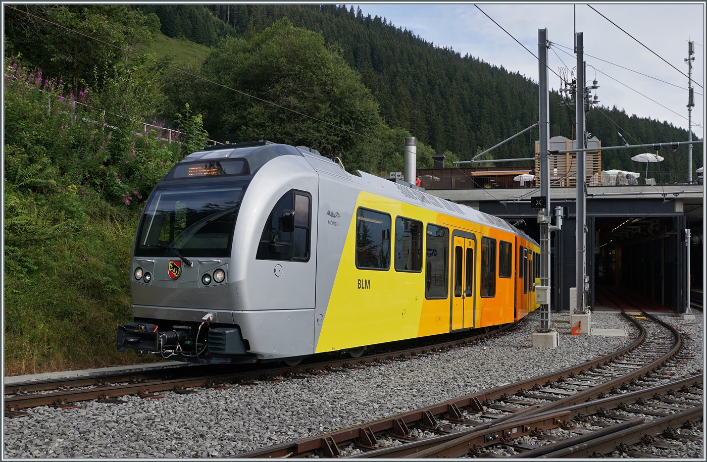 In Grütschalp wird der neue BLM Be 4/6 102  Mönch  bereitgestellt. 

8. August 2024