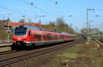 Stadler Flirt im Ruhrpott: Von M�nster kommend erreicht eine Flirt 3-Doppeltraktion der DB mit dem f�hrenden 1 428 505 am 15.04.2015 Recklinghausen Hbf.