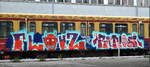 graffiti-an-bahnfahrzeugen/585193/graffiti-gesichtet-am-130517-an-einer Graffiti gesichtet am 13.05.17 an einer S-bahn im Bf. Flughafen Berlin-Schönefeld.