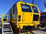 Plasser & Theurer, Export v Bahnbaumaschinen GmbH mit der nagelneuen Kontinuierliche Universalstopfmaschine Unimat 09-2X4x4/4S Dynamic f�r die tschechische Fa. OHLA �S, a.s. pr�sentiert auf der InnoTrans 2026 Berlin, 23.09.26