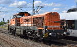 locon-logistik-und-consulting-ag-berlin-2/921087/locon-logistik--consulting-ag-berlin LOCON LOGISTIK & CONSULTING AG, Berlin [D] mit der geleasten BRLL Lok  vossloh DE 18 'LOCON 324' [NVR-Nummer: 92 80 4185 031-6 D-BRLL] am 13.07.26 H�he Bahnhof Rodleben.
