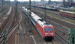 101 018-0 mit EC aus Prag am 13.04.16 Berlin-Putlitzbrücke.