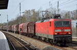 143 893-6 mit Coiltransportzug Richtung Karower Kreuz Berlin am 31.03.17 Mühlenbeck bei Berlin.