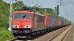 155 083-9 mit Containerzug am 30.05.17 Berlin-Hohenschönhausen.