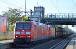 Doppeltraktion 185 051-0 + 185 043-7 mit Erzzug am 13.05.16 Berlin-Hohenschönhausen.