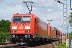 Doppeltraktion 185 288-8 + 185 339-9 mit Erzzug am 14.06.17 Berlin-Wuhlheide.