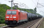 185 361-3 mit Kesselwagenzug am 27.05.16 Berlin-Hohenschönhausen.