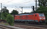 189 060-7 mit Containerzug am 31.07.17 Durchfahrt Dresden Hbf.