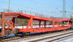 Wageneinheit für den Kfz-Transport der Fa. DB Schenker Rail Automotive GmbH mit der Nr. 25 TEN 80 D-ATG 4371 811-7 Laaers 560 am 10.01.17 Bf. Flughafen Berlin-Schönefeld.