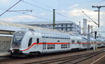 Intercity-Eurocity Einsatz/515664/der-ic-2431-nach-cottbus-faehrt Der IC 2431 nach Cottbus fhrt gerade im Berliner Ostbahnhof ein, angeschoben von 146 575-6 kommt Doppelstock-Steuerwagen (D-DB 50 80 86-81 876-4 DBpbzfa 668.2) angefahrenfahren, 31.07.16 