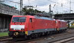 DB Cargo AG, Mainz [D] mit der Doppeltraktion  189 046-6  [NVR-Nummer: 91 80 6189 046-6 D-DB] +  189 029-2  [NVR-Nummer: 91 80 6189 029-2 D-DB] Richtung Hansaport am 28.07.26 H�he Bahnhof Hamburg-Harburg.