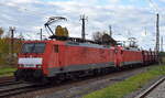 DB Cargo AG, Mainz [D] mit der Doppeltraktion  189 068-0  [NVR-Nummer: 91 80 6189 068-0 D-DB] +  152 111-1  [NVR-Nummer: 91 80 6152 111-1 D-DB] und dem Erzzug aus Hamburg Richtung Ziltendorf EKO am 31.10.26 H�he Bahnhof Frankfurt/Oder.