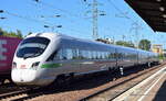 DB Fernverkehr AG, Frankfurt (Main) mit ihrem ICE-T  TZ 1504 / 415 504-0  Taufname:  Heidelberg  (NVR:  93 80 5415 504-0 D-DB +....... )am 19.08.25 Höhe Bahnhof Schönefeld.