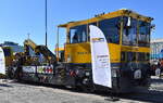 Plasser ROBEL Services GmbH mit einem “Bamowag”, Typ 54.22 - Ausf�hrung 32 der DB InfraGO AG (ehemals DB Netz Instandhaltung)  744 007  auf der InnoTrans 2026 Berlin, 23.09.26