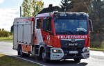Die FF Zerbst/Anhalt OF Zernitz/Strinum (ZERNITZ 40) mit einem LHF auf Basis eines MAN TGL 12.250 am 13.10.25 Höhe Bahnübergang Rodleben.